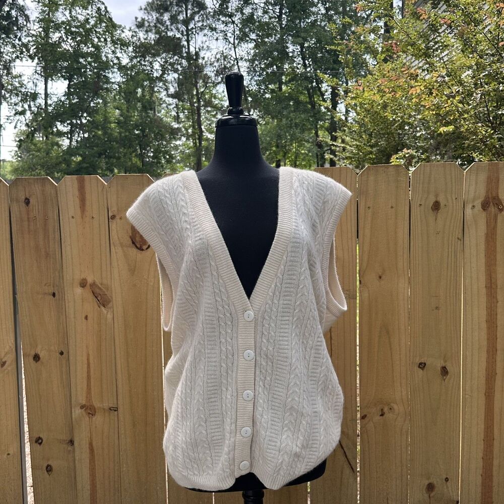 VTG Lambs Wool and Rabbit Hair Ivory Cable Knit Sweater Vest Size 3x
